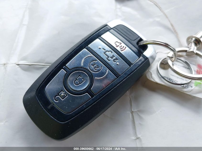 2017 Ford F-350 King Ranch VIN: 1FT8W3BT3HED89354 Lot: 39650662