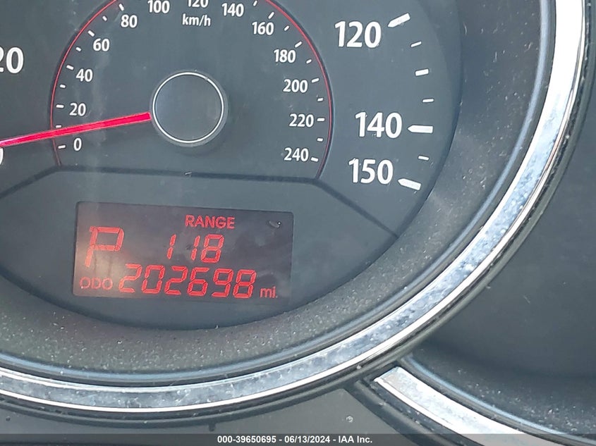 2011 Kia Sorento Lx VIN: 5XYKT3A15BG150014 Lot: 39650695