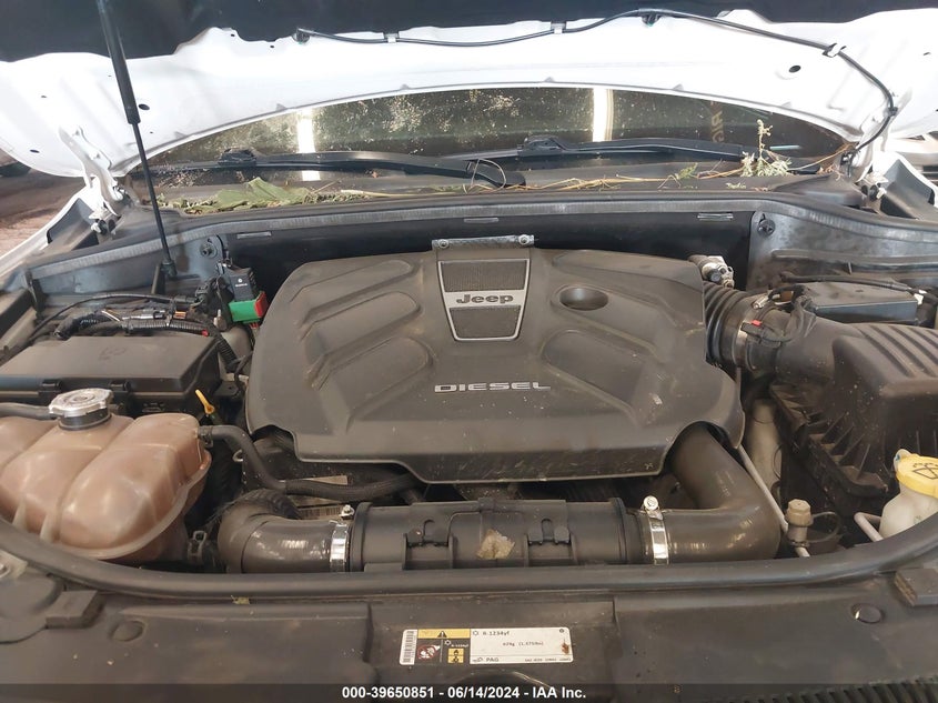 2015 Jeep Grand Cherokee Summit VIN: 1C4RJFJM4FC942715 Lot: 39650851