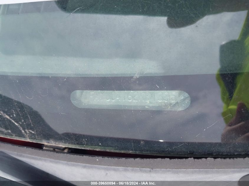 2002 Ford Escape Xlt VIN: 1FMYU04162KB13352 Lot: 39650894