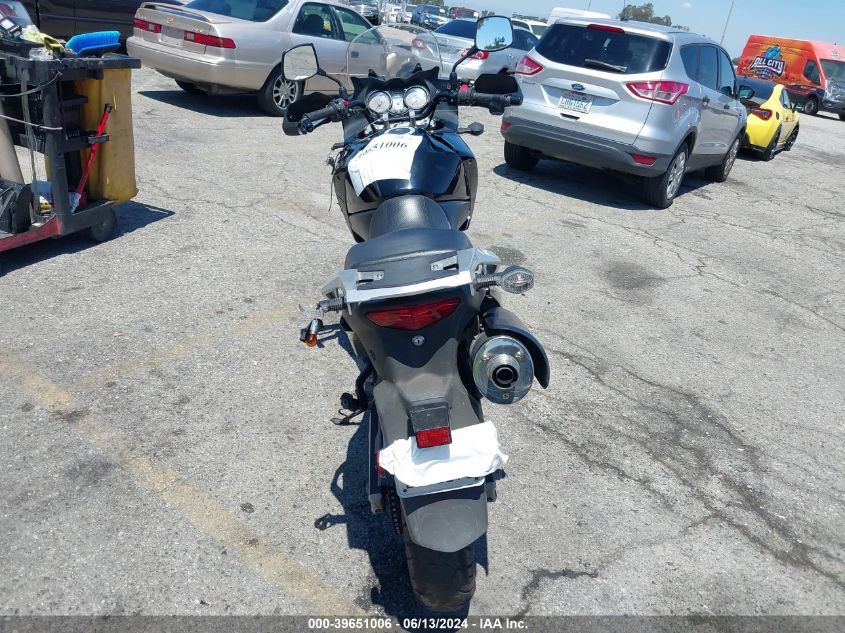 2011 Suzuki Dl650 A VIN: JS1VP54B1B2101348 Lot: 39651006