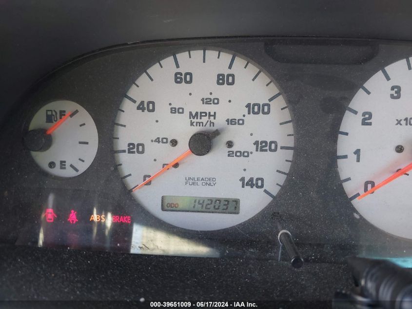 2000 Nissan Altima Gle/Gxe/Se VIN: 1N4DL01A5YC235526 Lot: 39651009