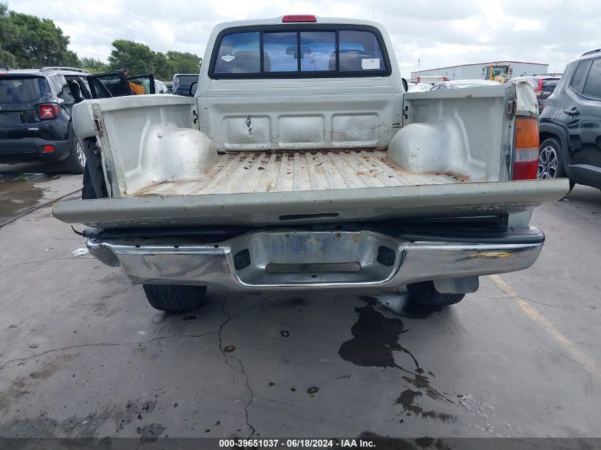 2000 Toyota Tacoma Prerunner VIN: 4TANM92N2YZ663743 Lot: 39651037