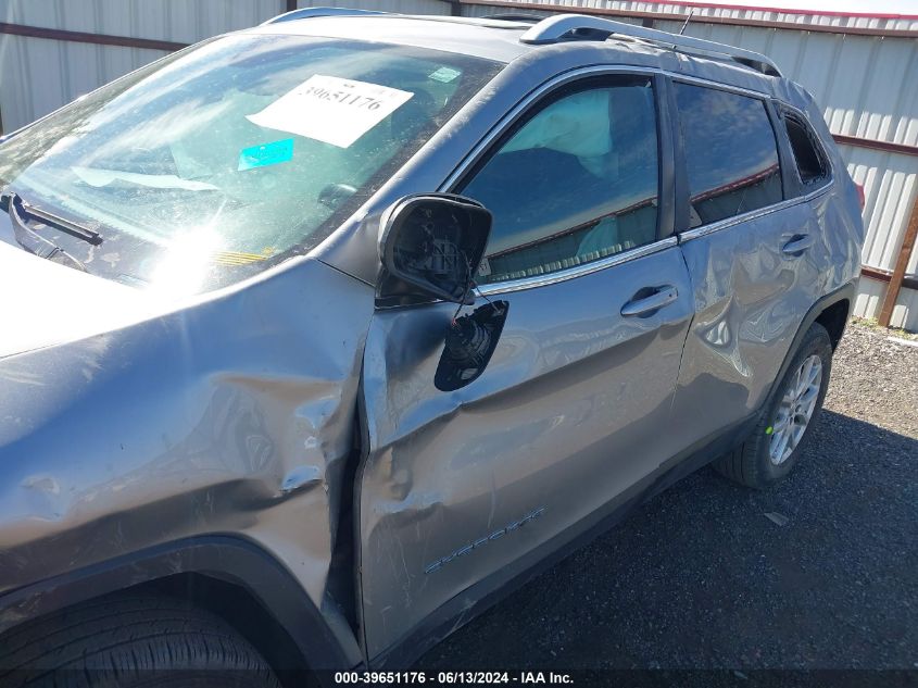 2015 Jeep Cherokee Latitude VIN: 1C4PJMCS1FW745068 Lot: 39651176