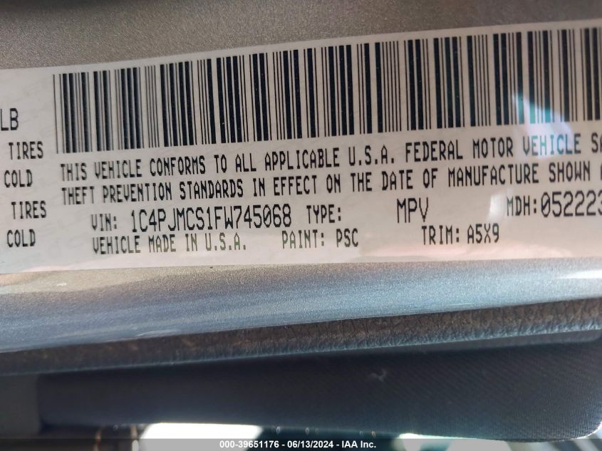 2015 Jeep Cherokee Latitude VIN: 1C4PJMCS1FW745068 Lot: 39651176