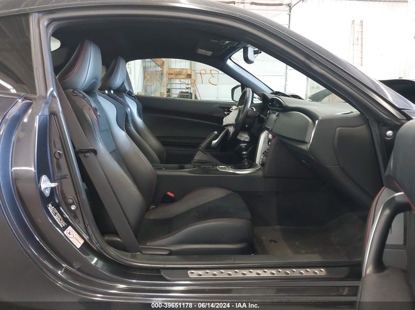 2016 Subaru Brz Limited VIN: JF1ZCAC19G9601041 Lot: 39651178