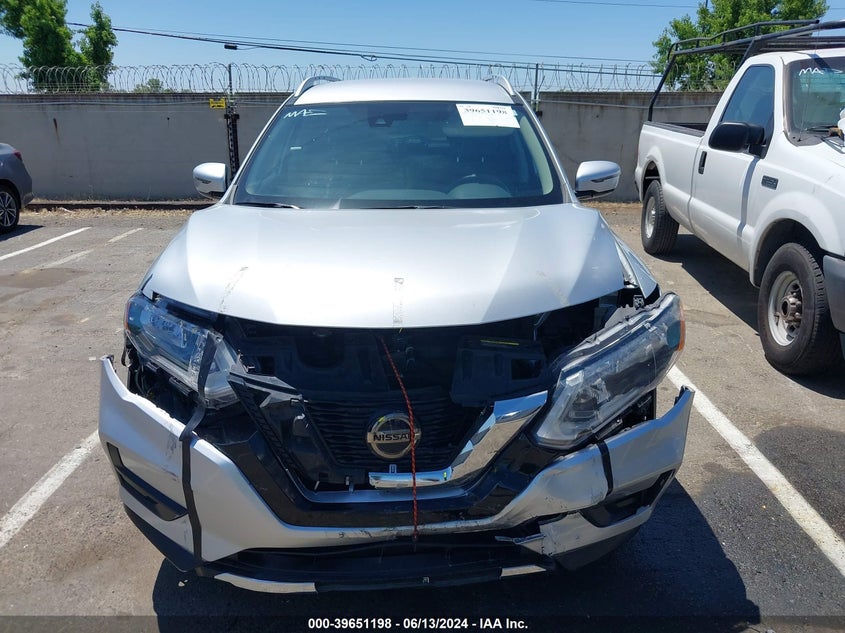 VIN KNMAT2MT1LP509165 2020 NISSAN ROGUE SV FWD