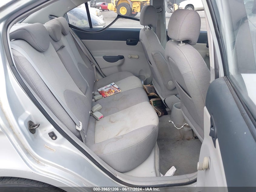 2006 Hyundai Accent Gls VIN: KMHCN46C66U054827 Lot: 39651206