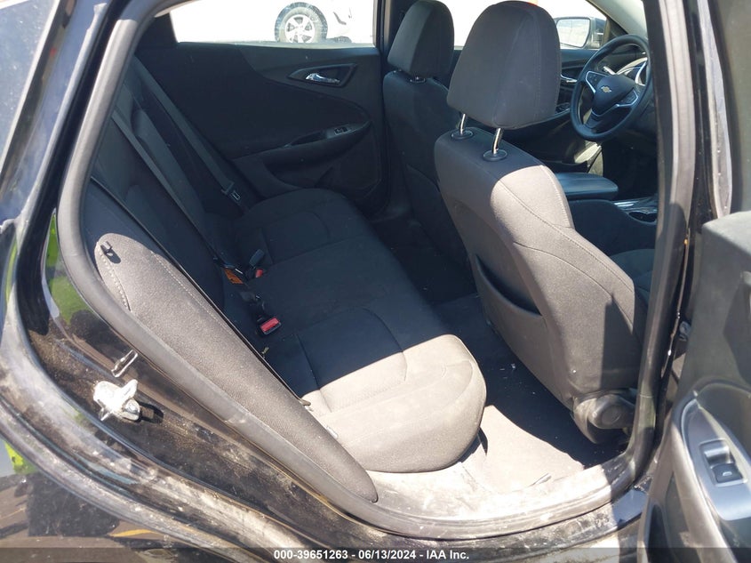 2019 CHEVROLET MALIBU LT - 1G1ZD5ST7KF187732