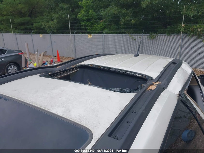 2012 Chevrolet Traverse 2Lt VIN: 1GNKRJED1CJ136045 Lot: 39651340