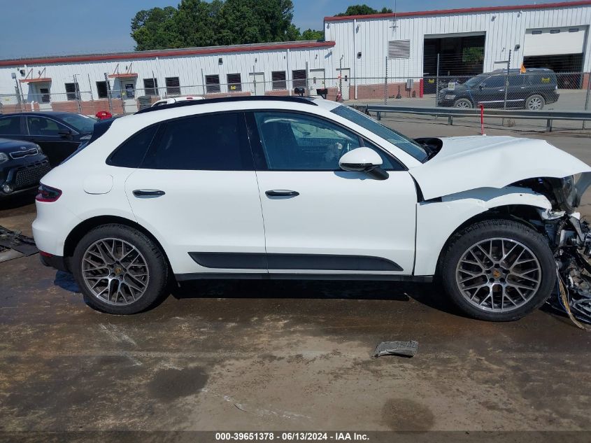 2018 Porsche Macan Sport Edition VIN: WP1AA2A51JLB23764 Lot: 39651378