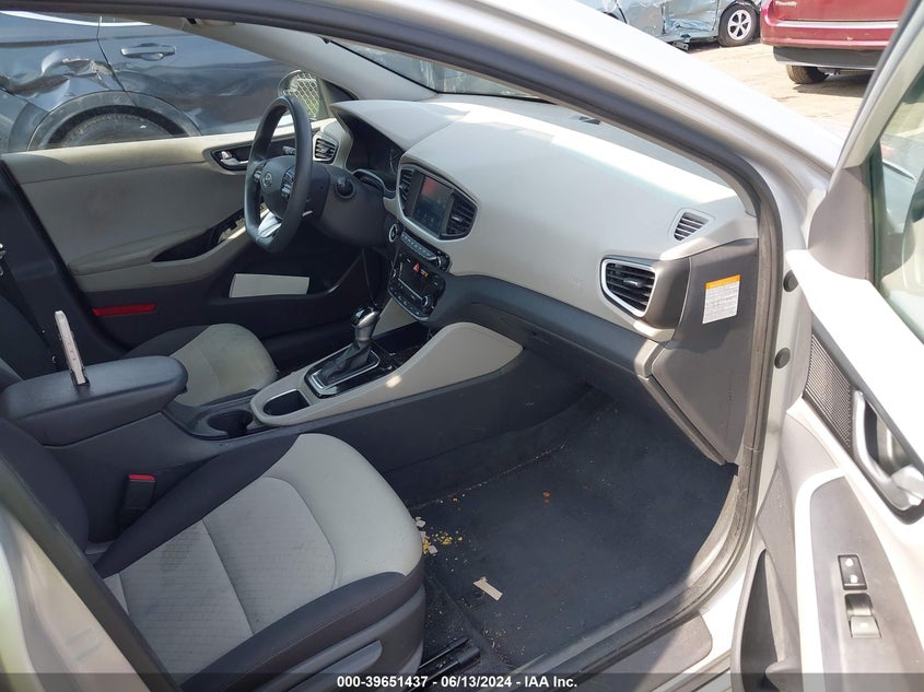 2018 Hyundai Ioniq Hybrid Blue VIN: KMHC65LC1JU064276 Lot: 39651437