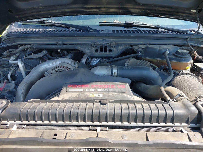 2005 Ford F-250 Lariat/Xl/Xlt VIN: 1FTSW21P25EB90330 Lot: 39651443