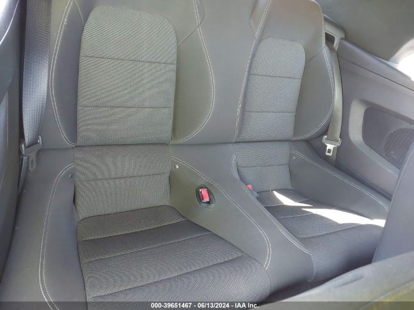 2017 Ford Mustang V6 VIN: 1FATP8EM5H5281042 Lot: 39651467