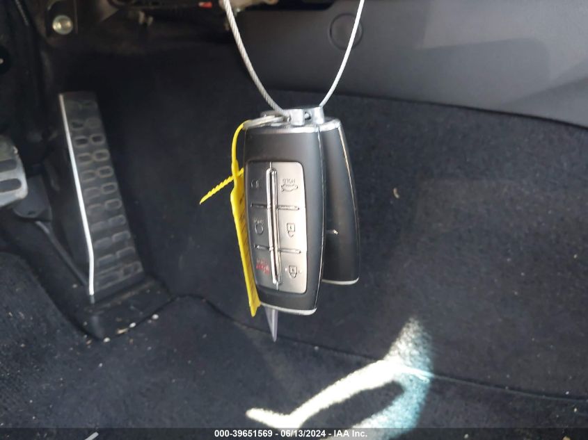 2023 Genesis G70 2.0T Rwd VIN: KMTG34TA6PU112405 Lot: 39651569