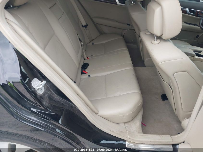 2013 Mercedes-Benz C 300 300 4Matic VIN: WDDGF8AB5DA797895 Lot: 39651593