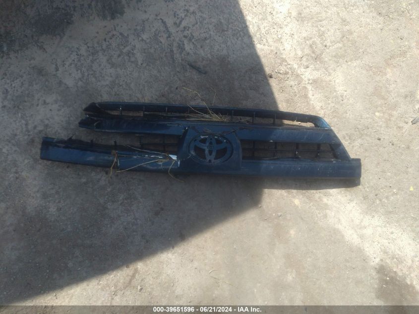 2005 Toyota 4Runner Sr5 V8 VIN: JTEZT14RX58006258 Lot: 39651596