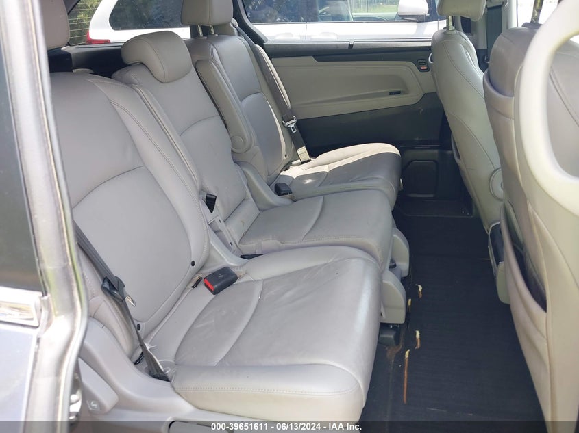 2019 Honda Odyssey Touring VIN: 5FNRL6H80KB090010 Lot: 39651611