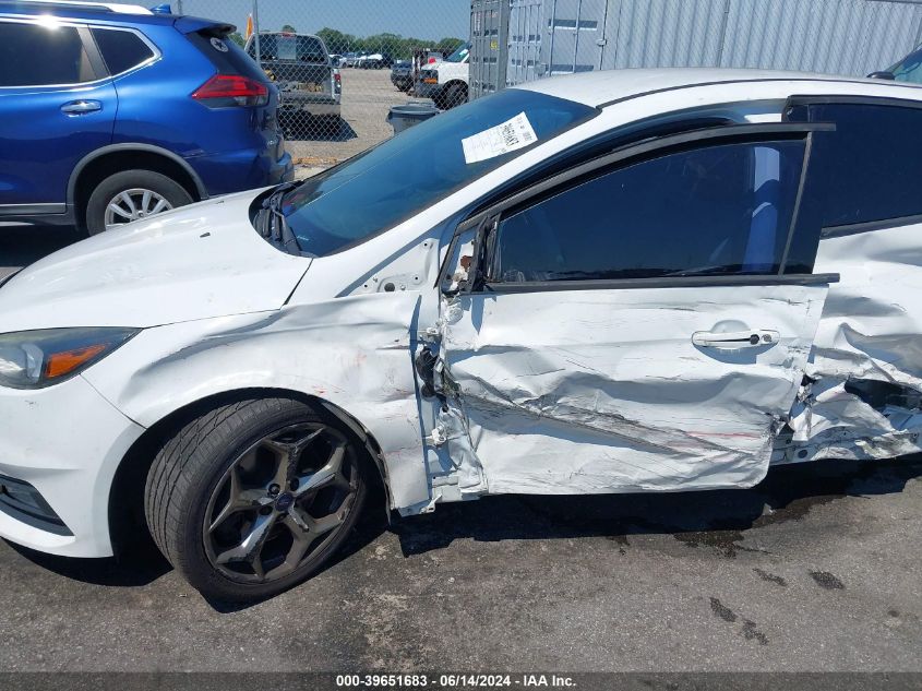 2017 Ford Focus St VIN: 1FADP3L99HL213702 Lot: 39651683