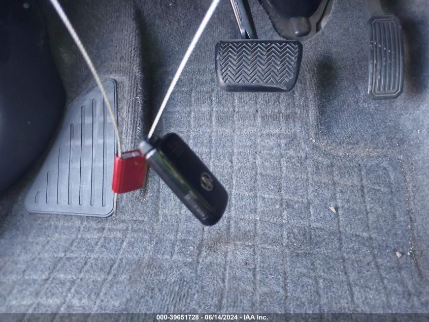 2011 Toyota Prius Three VIN: JTDKN3DU0B0272821 Lot: 39651728