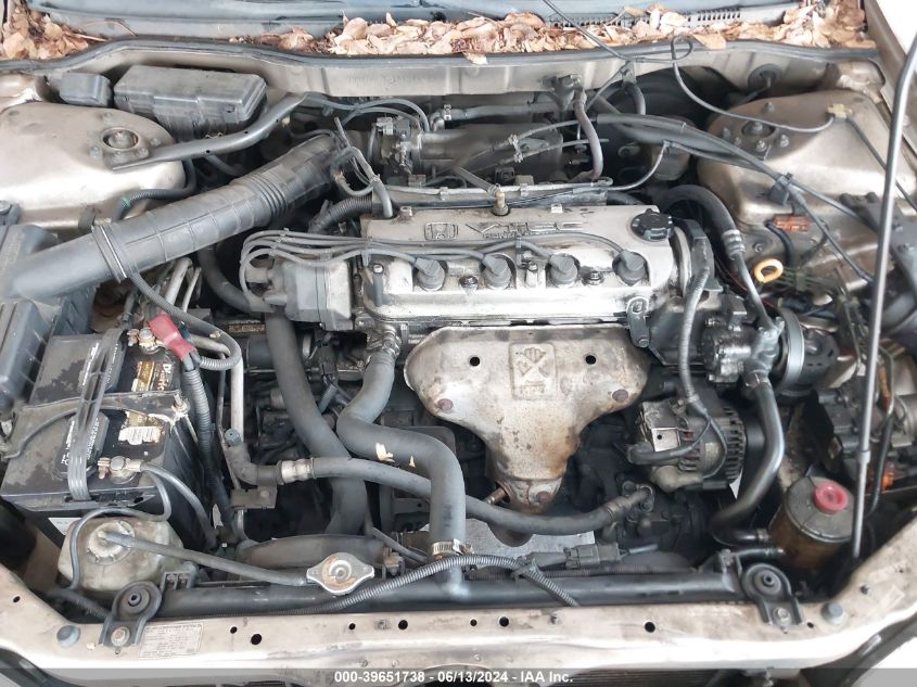 2000 Honda Accord 2.3 Se VIN: 1HGCG5673YA121414 Lot: 39651738