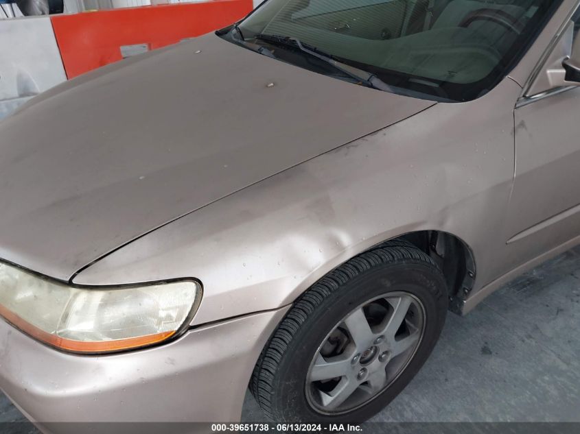 2000 Honda Accord 2.3 Se VIN: 1HGCG5673YA121414 Lot: 39651738