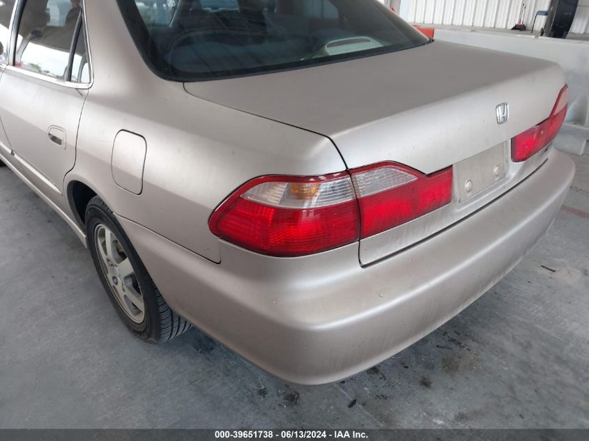 2000 Honda Accord 2.3 Se VIN: 1HGCG5673YA121414 Lot: 39651738