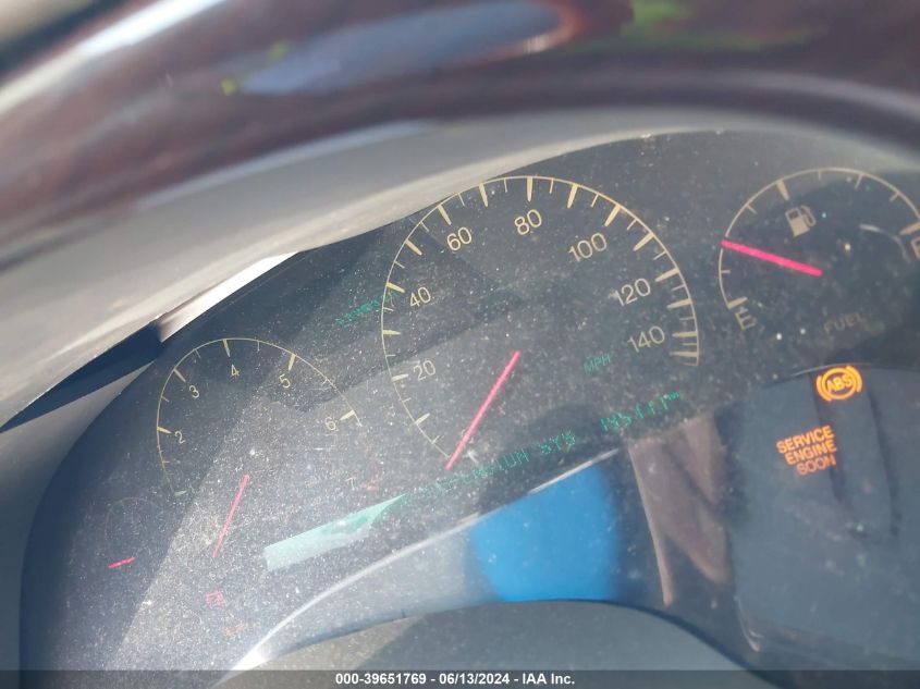 2000 Cadillac Deville Dts VIN: 1G6KF5491YU302238 Lot: 39651769