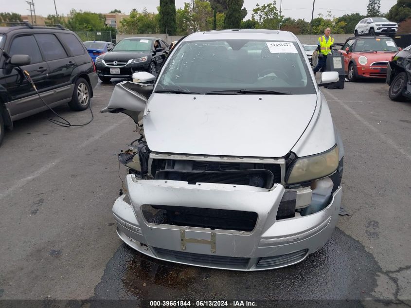 2005 Volvo S40 2.4I VIN: YV1MS390152046135 Lot: 39651844