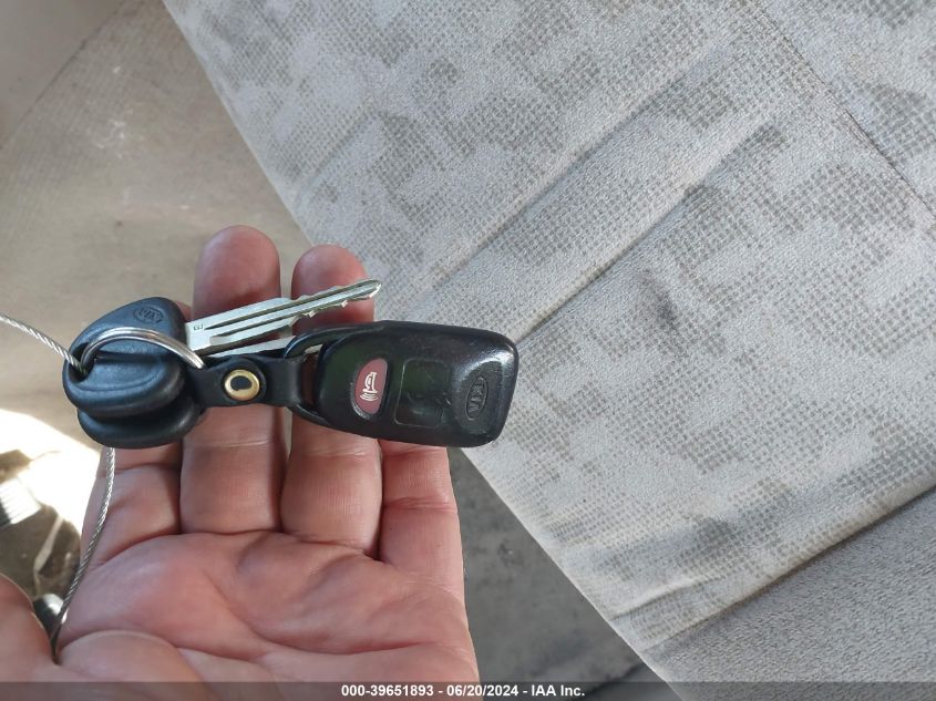 2007 Kia Sorento Lx VIN: KNDJC736675692444 Lot: 39651893