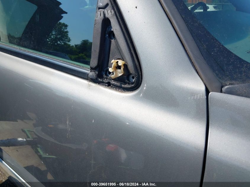 2000 GMC Sierra 1500 Sle VIN: 2GTEK19T3Y1204472 Lot: 39651995