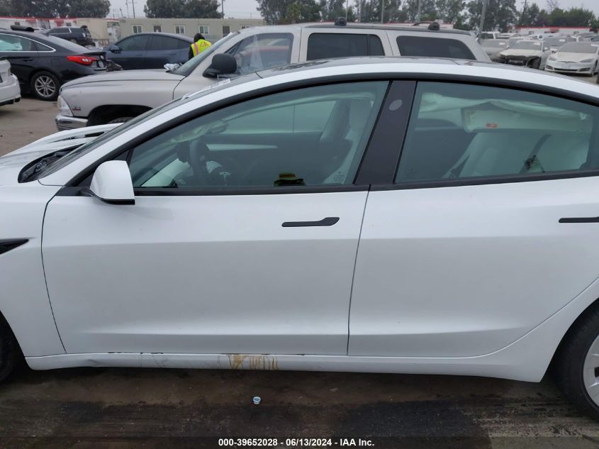 2022 Tesla Model 3 Long Range Dual Motor All-Wheel Drive VIN: 5YJ3E1EB7NF136181 Lot: 39652028