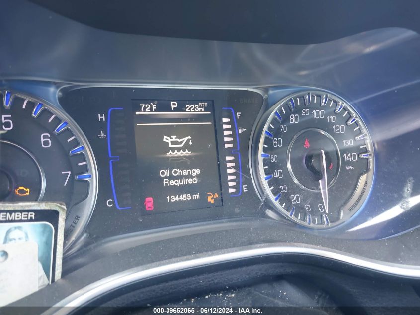 2015 Chrysler 200 Limited VIN: 1C3CCCABXFN637404 Lot: 39652065