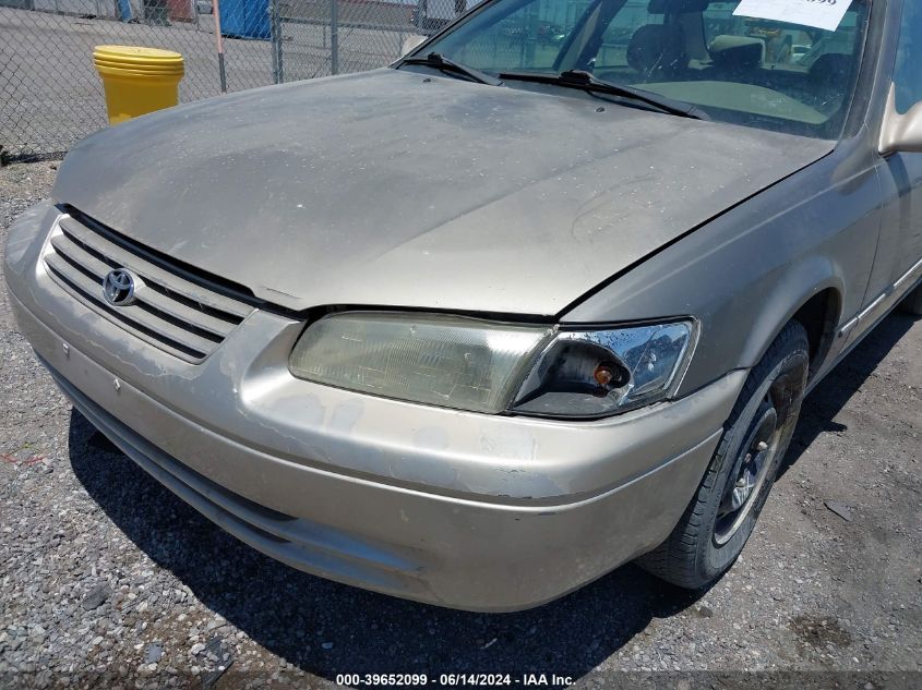 1999 Toyota Camry Ce VIN: 4T1BG22K1XU605142 Lot: 39652099