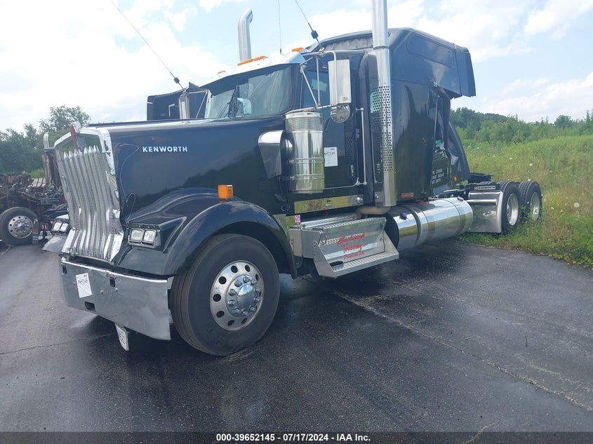 2024 KENWORTH W900 (VIN: 1XKWD49X4RR338276