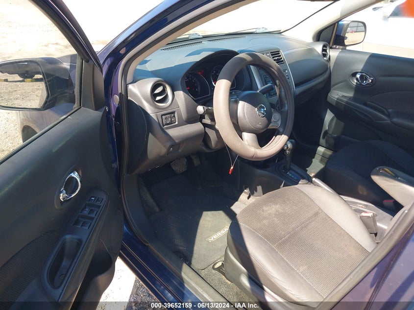 2013 Nissan Versa 1.6 Sv VIN: 3N1CN7AP1DL873223 Lot: 39652159