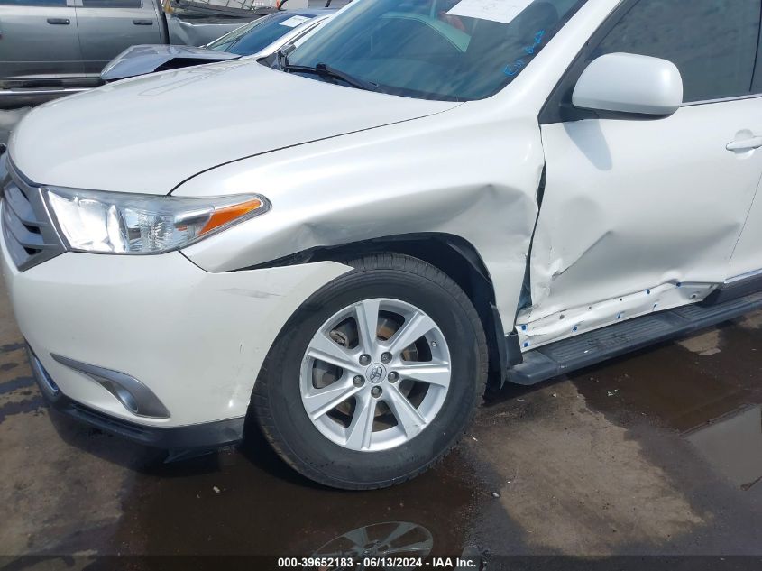 2013 Toyota Highlander Se V6 VIN: 5TDBK3EH9DS240685 Lot: 39652183