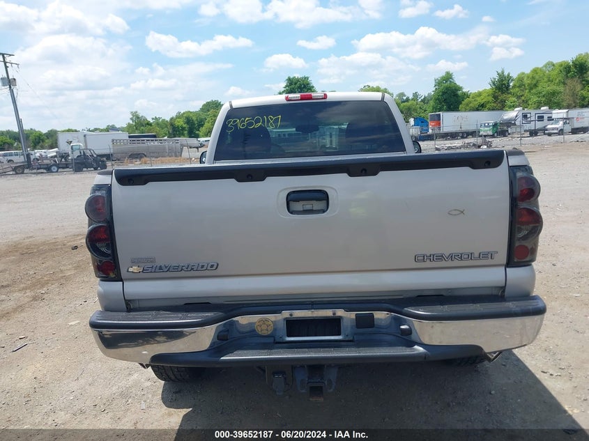 2004 Chevrolet Silverado 1500 Ls VIN: 1GCEK14T24Z276126 Lot: 39652187