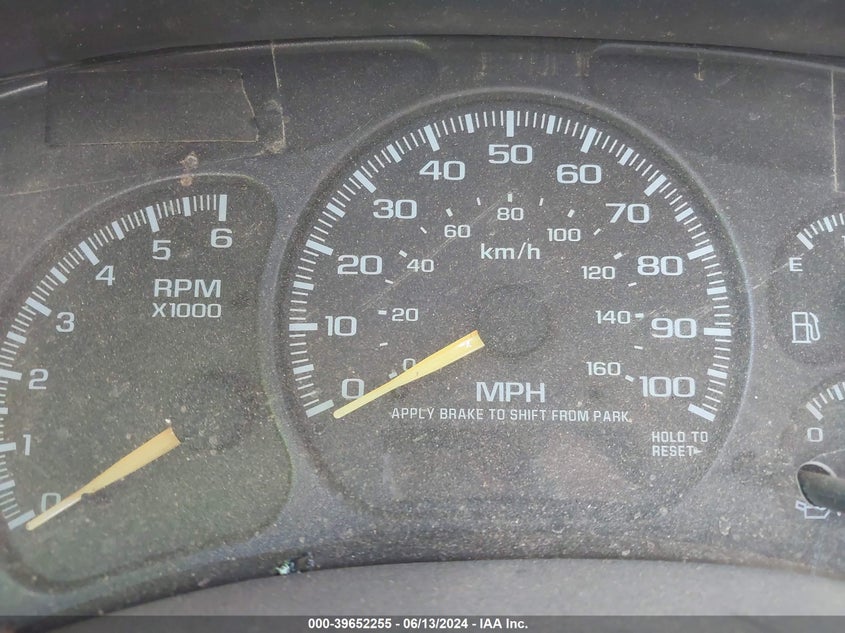 1999 Chevrolet Silverado 2500 Ls VIN: 1GCFC29U7XZ211799 Lot: 39652255