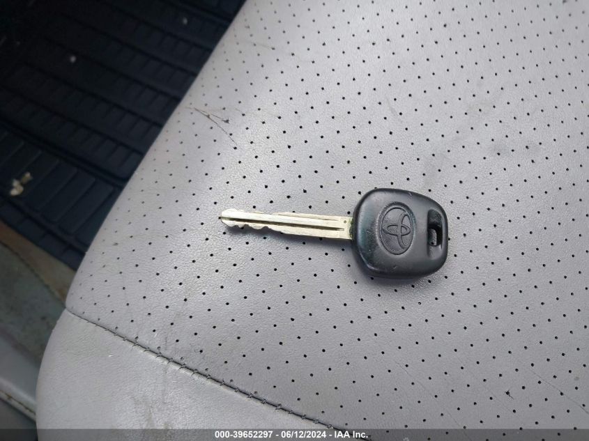 2004 Toyota Highlander V6 VIN: JTEEP21A140008534 Lot: 39652297