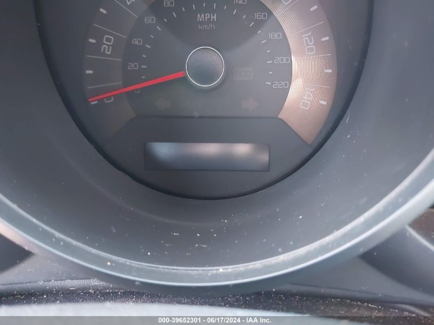 2011 Kia Soul VIN: KNDJT2A16B7303695 Lot: 39652301