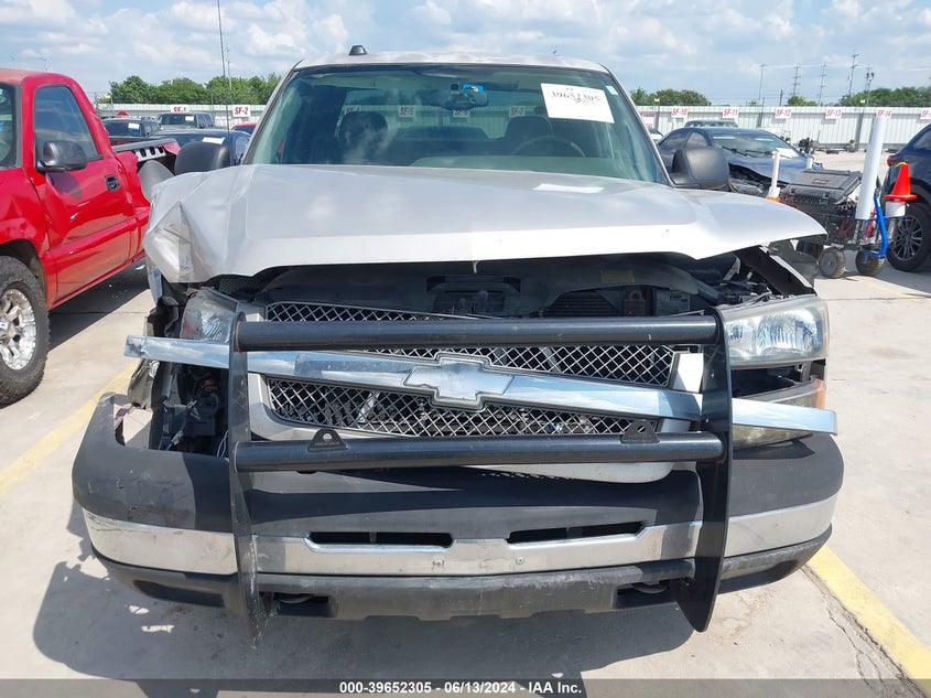 2005 Chevrolet Silverado 1500 Ls VIN: 2GCEC13T951139676 Lot: 39652305