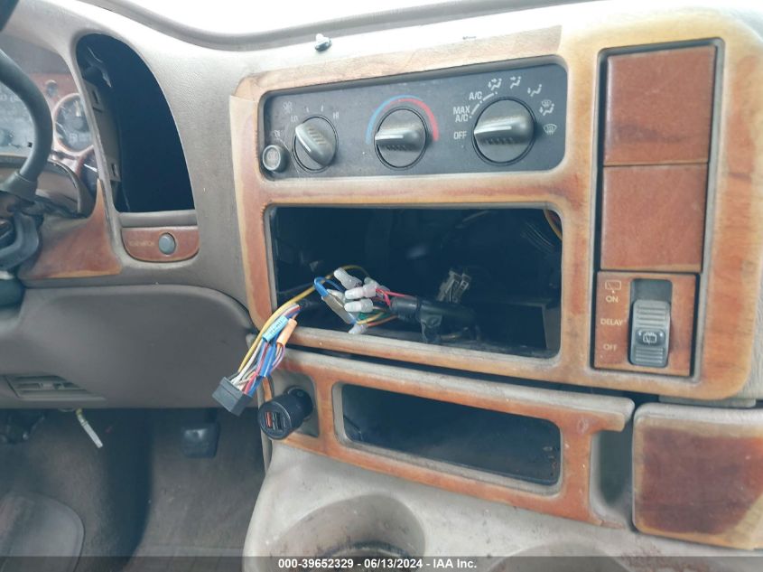 1997 Chevrolet Astro VIN: 1GNDM19W9VB137914 Lot: 39652329