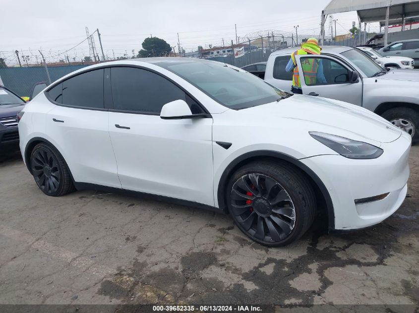 7SAYGDEF3NF485913 2022 TESLA MODEL Y - Image 1