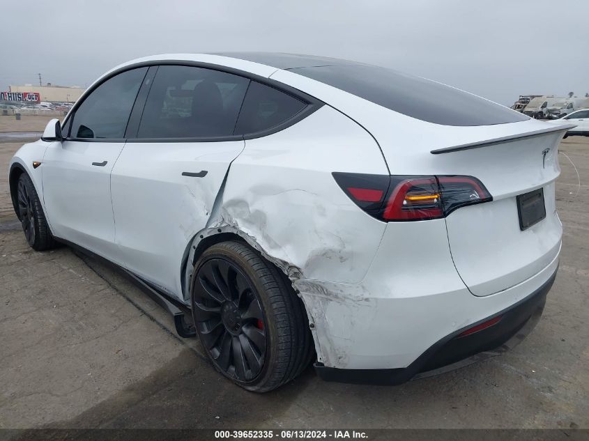 2022 Tesla Model Y Performance Dual Motor All-Wheel Drive VIN: 7SAYGDEF3NF485913 Lot: 39652335