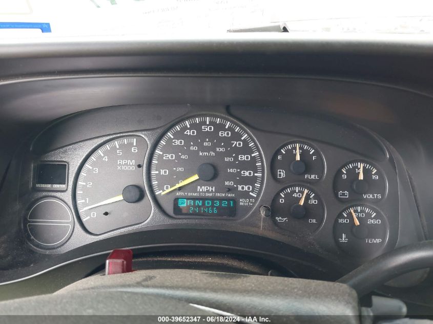 2000 GMC Sierra 1500 Sle VIN: 2GTEC19T1Y1121717 Lot: 39652347