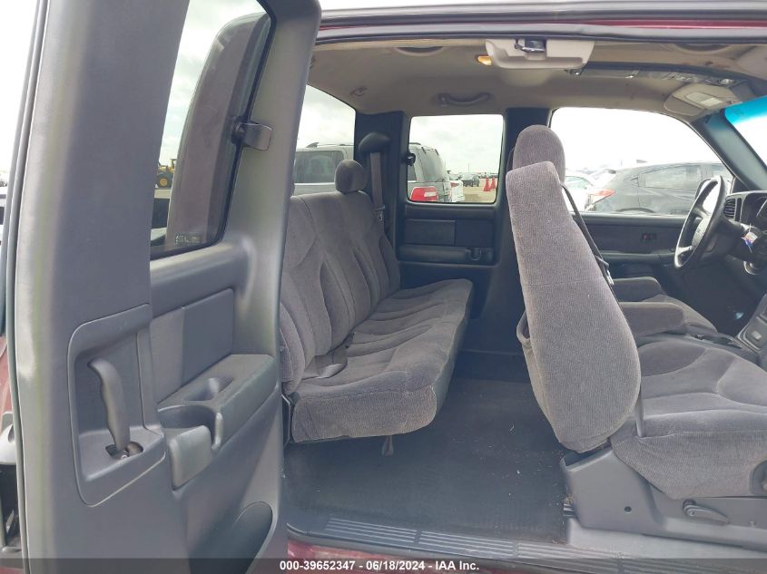 2000 GMC Sierra 1500 Sle VIN: 2GTEC19T1Y1121717 Lot: 39652347