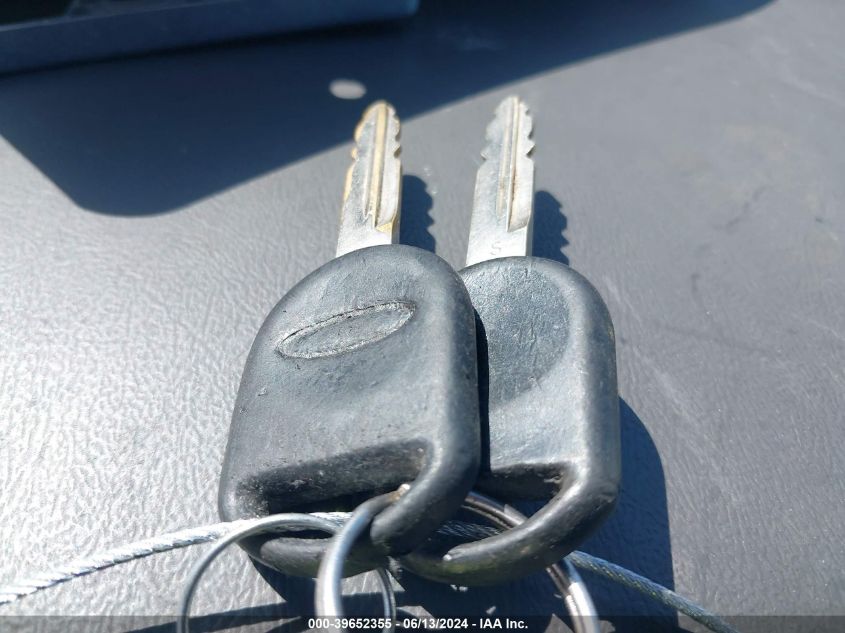 2002 Ford Explorer Sport Trac VIN: 1FMZU67E12UD42001 Lot: 39652355