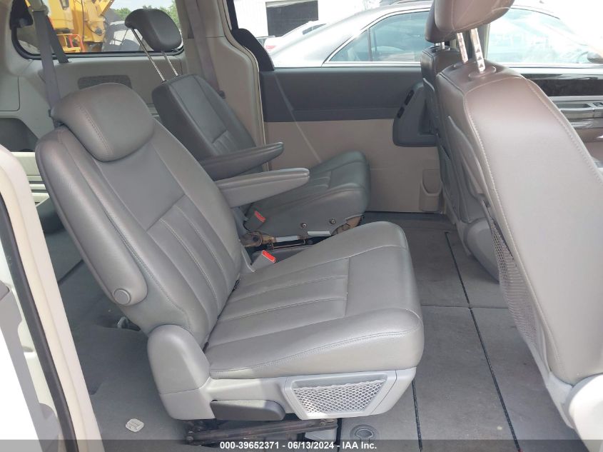 2010 Dodge Grand Caravan Sxt VIN: 2D4RN5DX2AR128540 Lot: 39652371