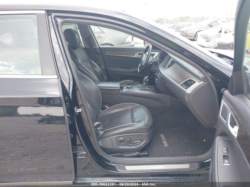 2015 HYUNDAI GENESIS 3.8 - KMHGN4JE4FU045036